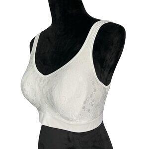 Bali Gray Wireless Bra Comfort Revolution Comfort Flex Seamless Full Coverage